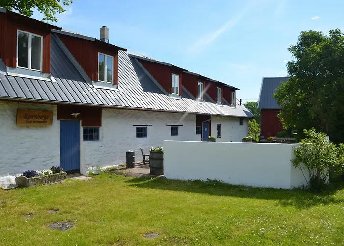 Rosenborgs Friluftspensionat